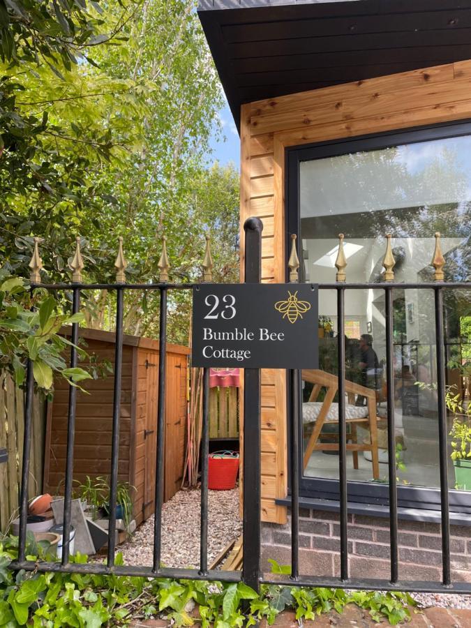 Bumble Bee Cottage Plymouth Dış mekan fotoğraf